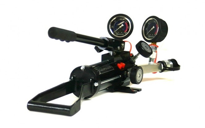 پمپ دستی هیدرولیکی دو پورت تک سرعته مدل HP-350 D ساخت اکولایزر انگلستان